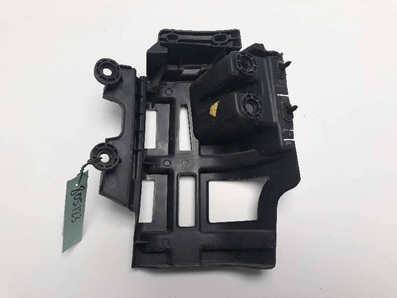 Recambio de molduras traseras para peugeot 5008 1.6 hdi fap referencia OEM IAM 9686264180  