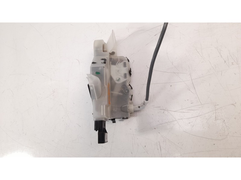 Recambio de cerradura puerta delantera izquierda para opel crossland x excellence referencia OEM IAM A048069  2377M0059K3