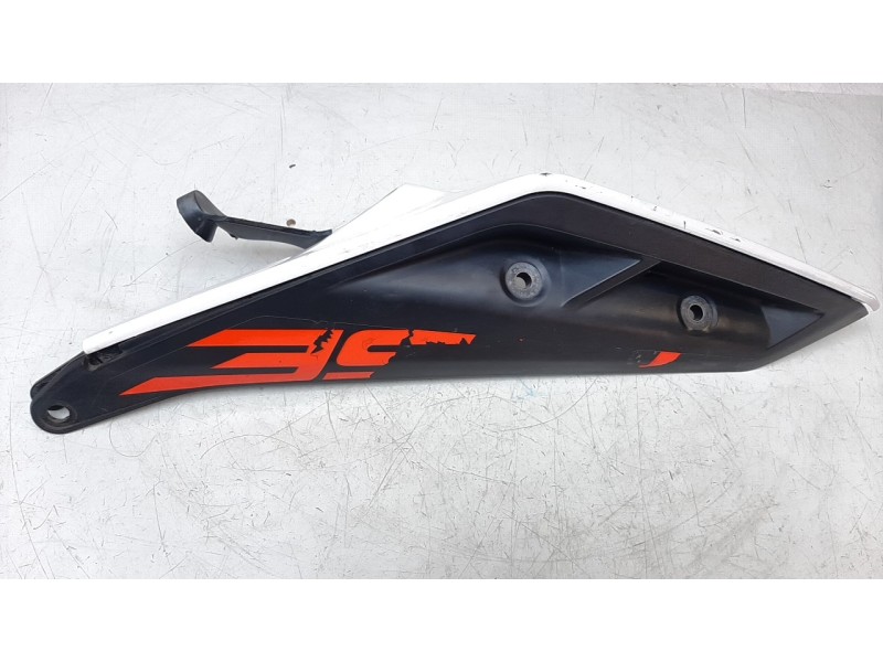 Recambio de moldura para ktm 390 duke 390 duke referencia OEM IAM 9300804110028  
