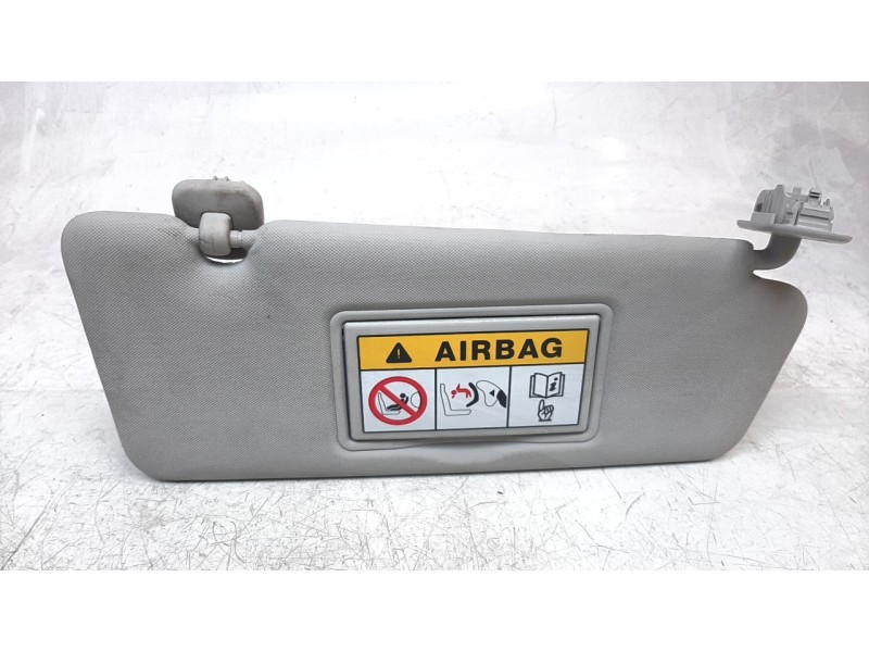 Recambio de parasol derecho para renault clio iv referencia OEM IAM 964003555R  