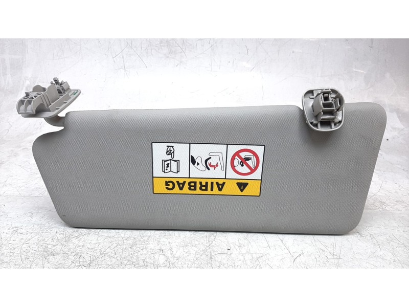 Recambio de parasol derecho para renault clio iv referencia OEM IAM 964003555R  