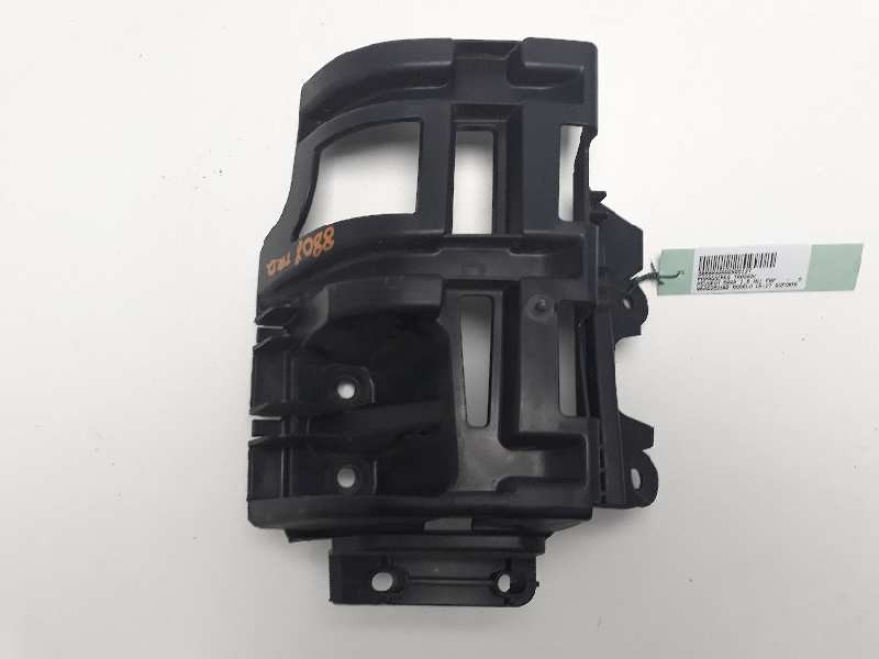 Recambio de molduras traseras para peugeot 5008 1.6 hdi fap referencia OEM IAM 9686252880  