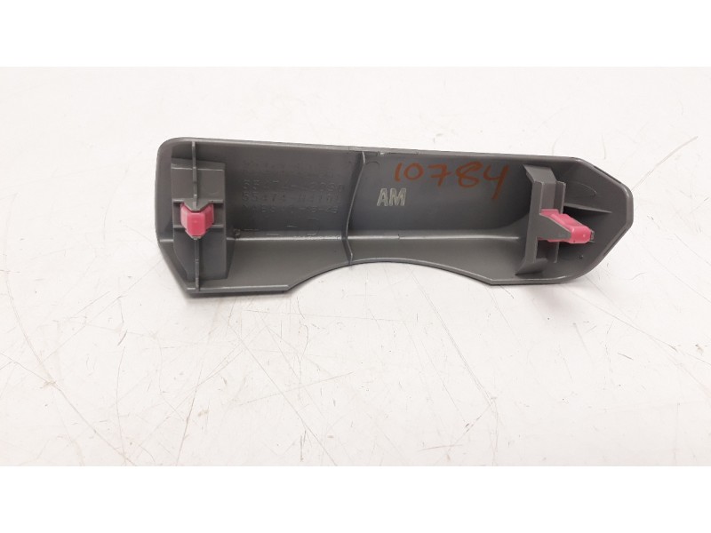 Recambio de moldura para toyota rav 4 2.0 d-4d cat referencia OEM IAM 55474H410L  