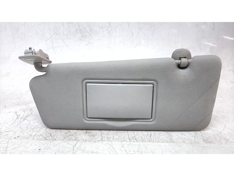 Recambio de parasol izquierdo para renault clio iv referencia OEM IAM 964012136R  