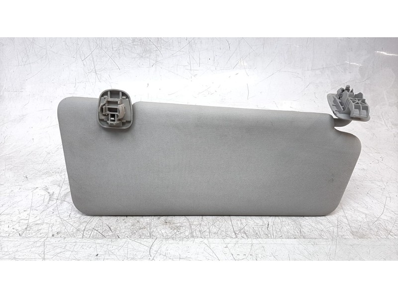 Recambio de parasol izquierdo para renault clio iv referencia OEM IAM 964012136R  