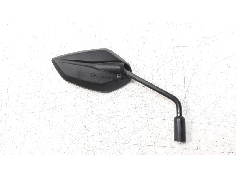 Recambio de retrovisor derecho para yamaha nmax nmax 125 referencia OEM IAM 2DPF62901000  