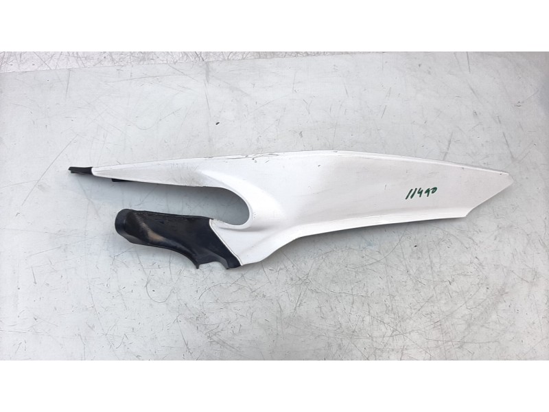 Recambio de moldura para ktm 390 duke 390 duke referencia OEM IAM 9300804210028  