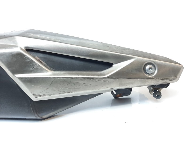 Recambio de silenciador trasero para honda nc 750 referencia OEM IAM 18310MKWD01  