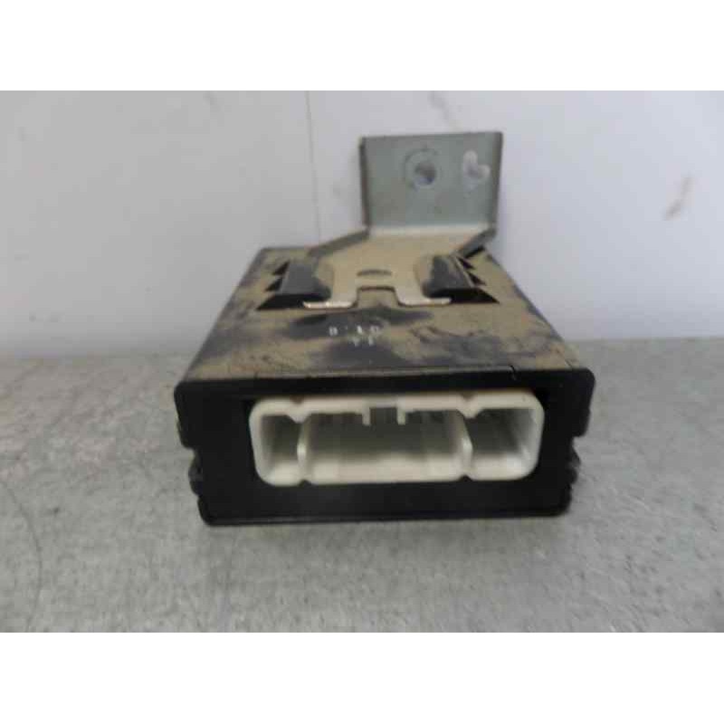Recambio de modulo electronico para toyota corolla (e12) 1.4 d-4d terra berlina referencia OEM IAM 886500W010 MB2772000621 