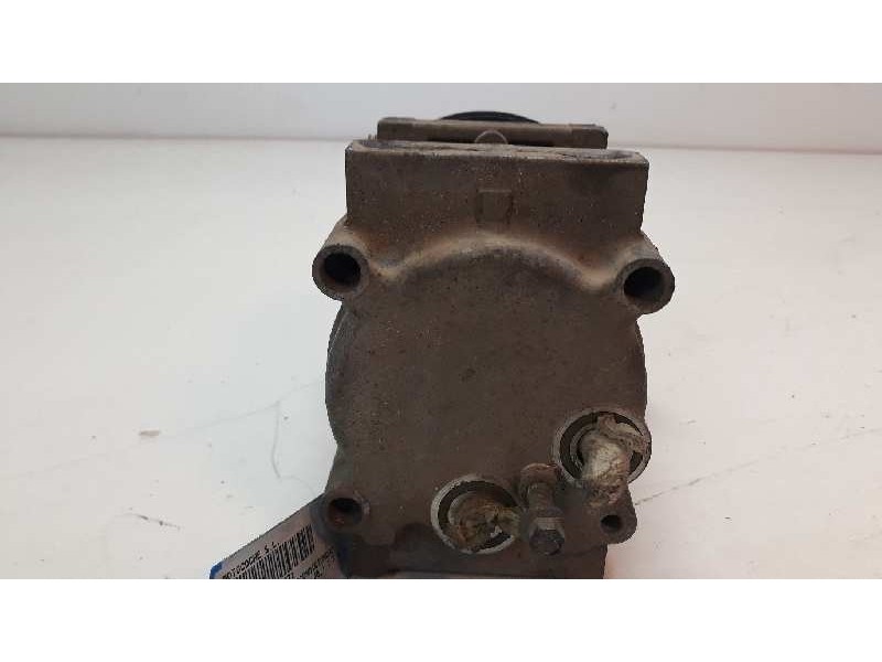 Recambio de compresor aire acondicionado para ford fiesta berlina 1.3 cat (endura-e) referencia OEM IAM 96FW19D629AE 32084 9D22