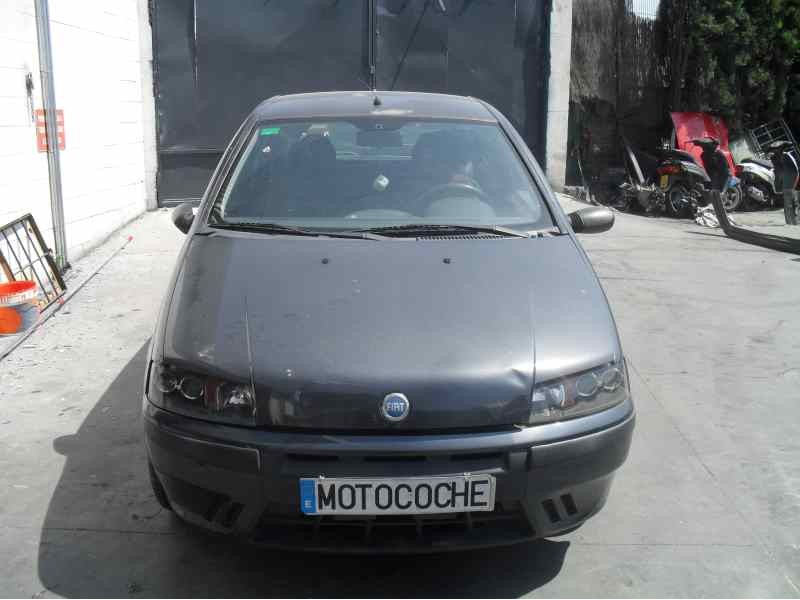 fiat punto berlina (188) del año 2000