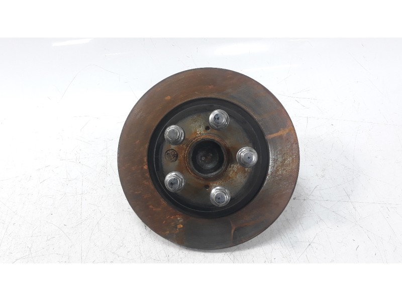 Recambio de mangueta trasera derecha para toyota avensis 1.8 16v cat referencia OEM IAM 4230405141  