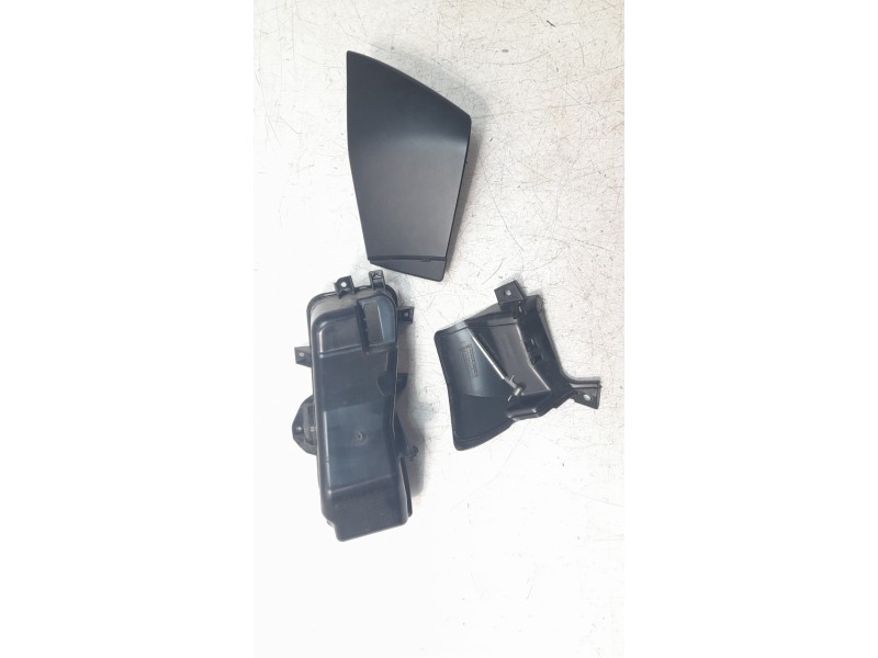 Recambio de guantera para honda pcx 125 referencia OEM IAM 81132K1ZJ10  