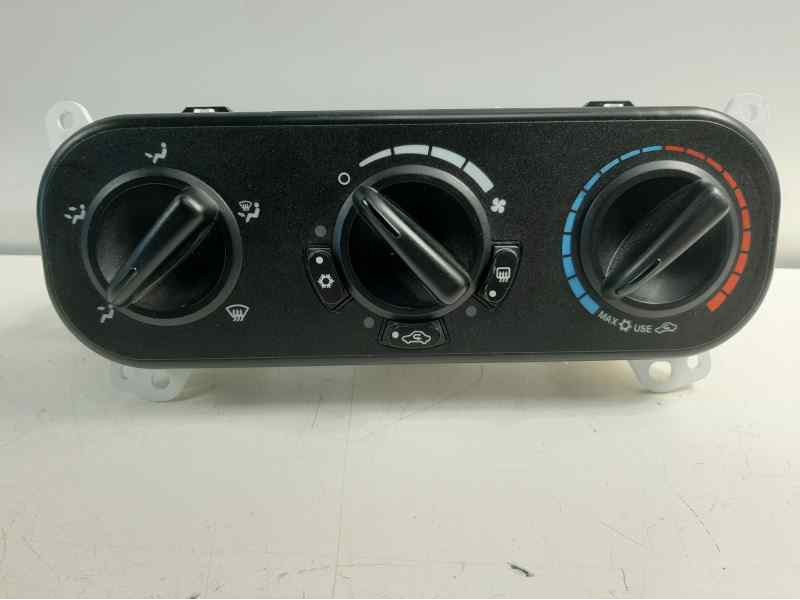 Recambio de mando calefaccion / aire acondicionado para jeep compass referencia OEM IAM P55111874AF  