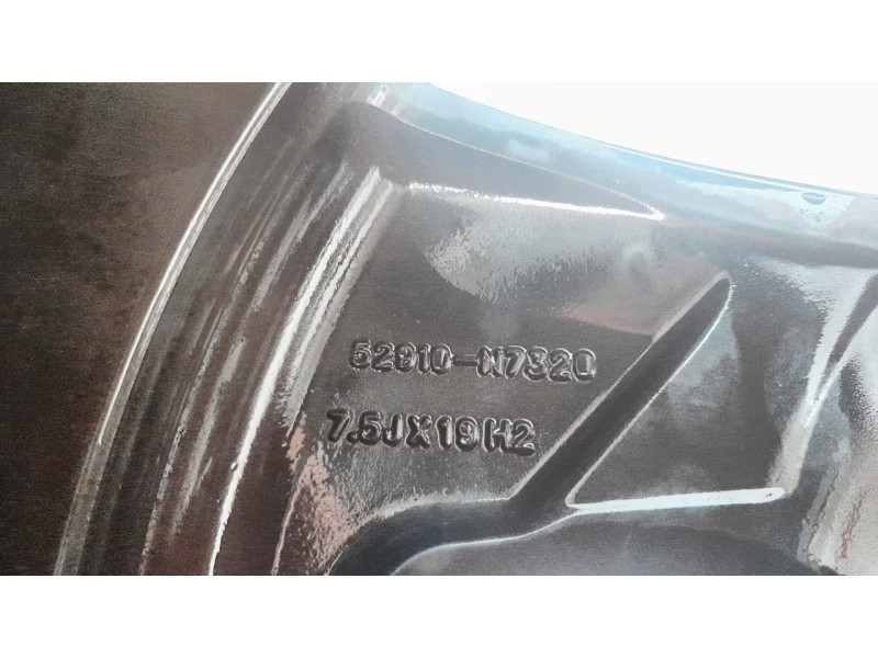 Recambio de llanta para hyundai tucson referencia OEM IAM 52910N7320  