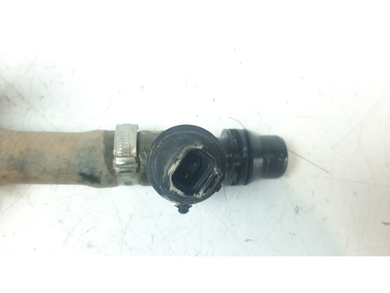 Recambio de bomba agua para jeep renegade limited 4x4 referencia OEM IAM 52115758  