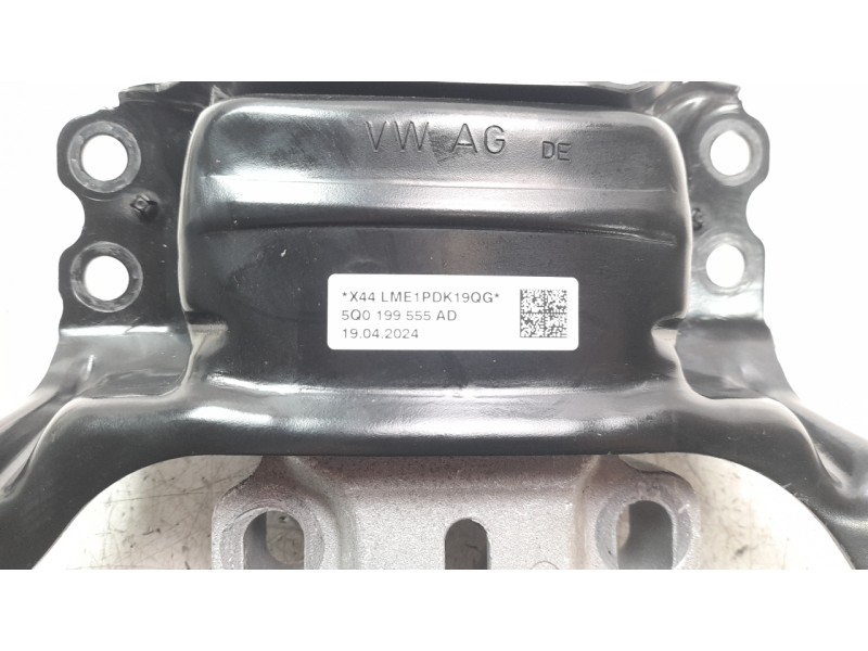 Recambio de soporte motor izquierdo para seat ateca (khp) style go referencia OEM IAM 5Q0199555AD  