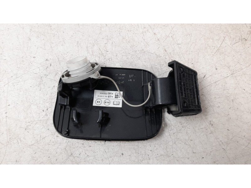 Recambio de tapa exterior combustible para hyundai kona 1.0 tgdi cat referencia OEM IAM 69510J9000  