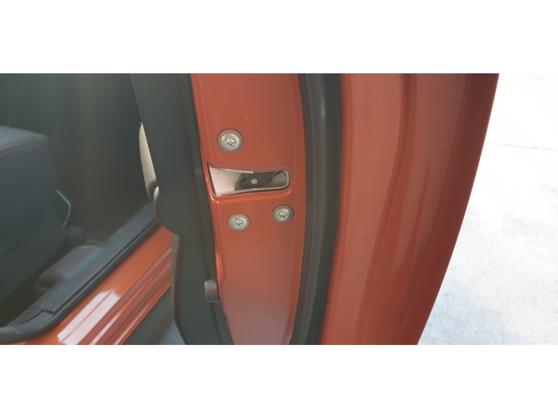 Recambio de cerradura puerta delantera derecha para suzuki swift (az) referencia OEM IAM 8221062R56000  