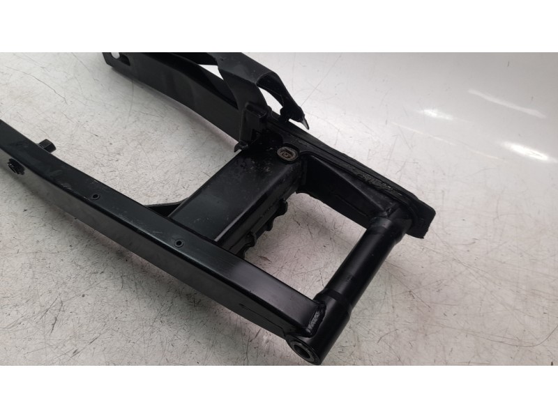 Recambio de basculante para honda nc 750 referencia OEM IAM 52200MGSD71  