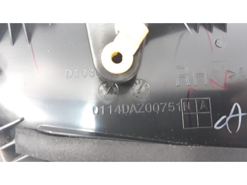 Recambio de maneta exterior trasera derecha para mahindra kuv 100 2wd nxt referencia OEM IAM 0114DAZ00751N  