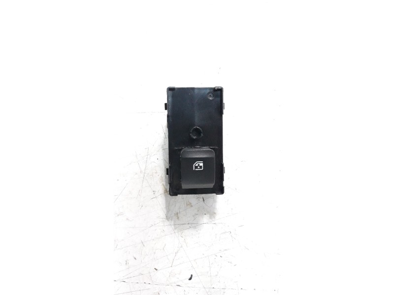 Recambio de mando elevalunas delantero derecho para hyundai tucson referencia OEM IAM 93581N70504X  