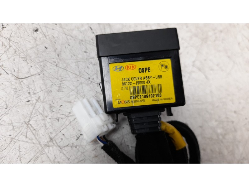 Recambio de modulo electronico para hyundai kona 1.0 tgdi cat referencia OEM IAM 96122J9000  