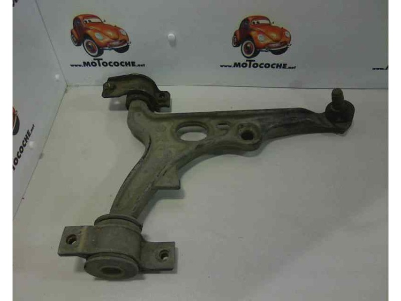 Recambio de brazo suspension inferior delantero derecho para alfa romeo 145 referencia OEM IAM 7780446  