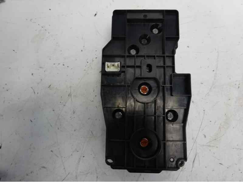 Recambio de mando climatizador para toyota yaris 1.4 turbodiesel cat referencia OEM IAM 559000D210  