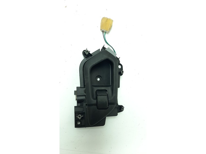 Recambio de maneta interior delantera derecha para mahindra kuv 100 2wd nxt referencia OEM IAM 0114DAZ00161N 0114DAZ00301N 