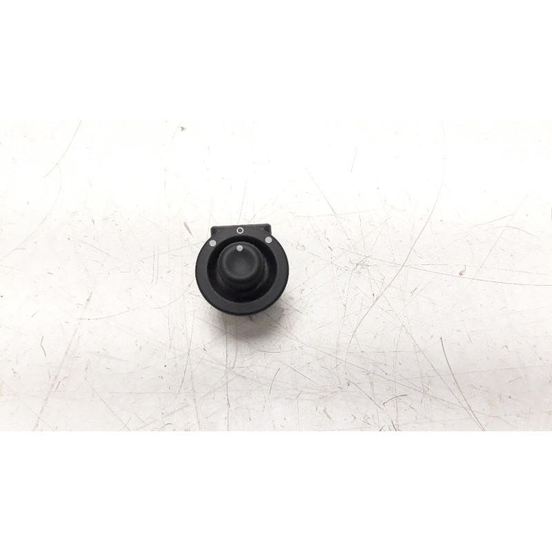 Recambio de mando retrovisor para dacia dokker 1.5 dci diesel fap cat referencia OEM IAM 255704649R  