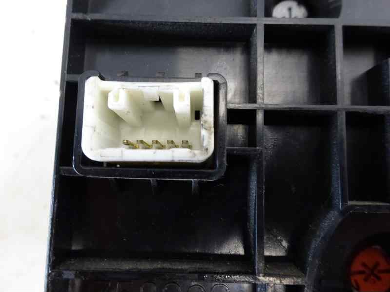 Recambio de mando climatizador para toyota yaris 1.4 turbodiesel cat referencia OEM IAM 559000D210  