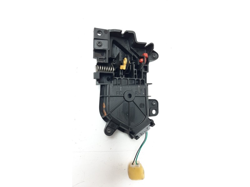 Recambio de maneta interior delantera derecha para mahindra kuv 100 2wd nxt referencia OEM IAM 0114DAZ00161N 0114DAZ00301N 