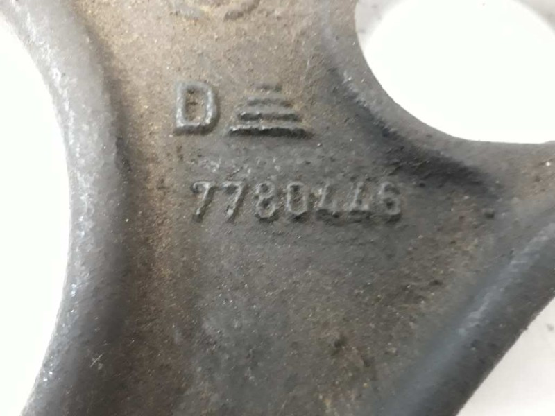 Recambio de brazo suspension inferior delantero derecho para alfa romeo 145 referencia OEM IAM 7780446  
