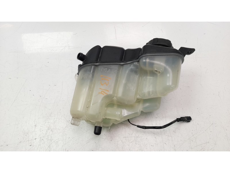 Recambio de deposito expansion para volvo v60 kombi 2.0 diesel cat referencia OEM IAM 6G918K218CD  