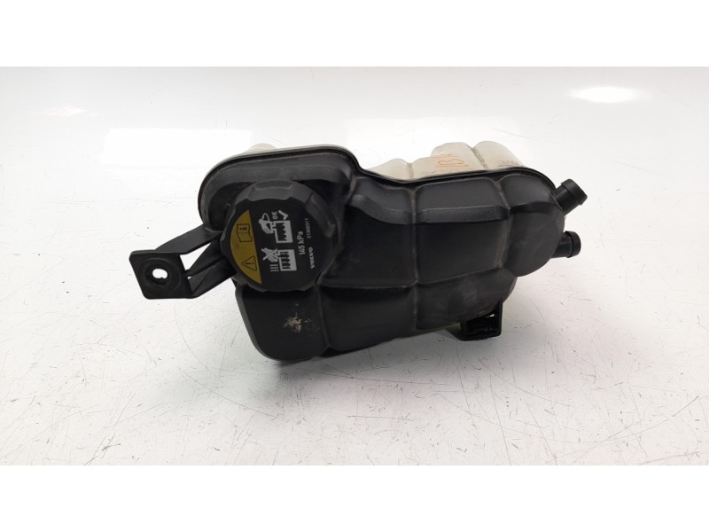 Recambio de deposito expansion para volvo v60 kombi 2.0 diesel cat referencia OEM IAM 6G918K218CD  
