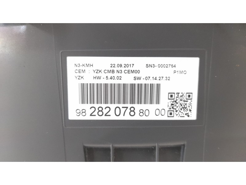 Recambio de cuadro instrumentos para opel crossland x excellence referencia OEM IAM 9828207880  