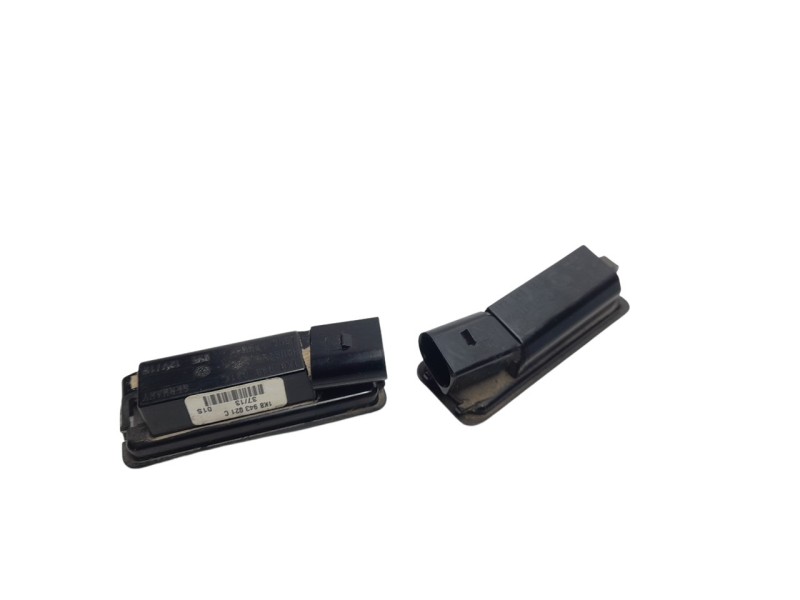 Recambio de piloto matricula para seat leon sc (5f5) fr referencia OEM IAM 1K8943021C 103F23620961 