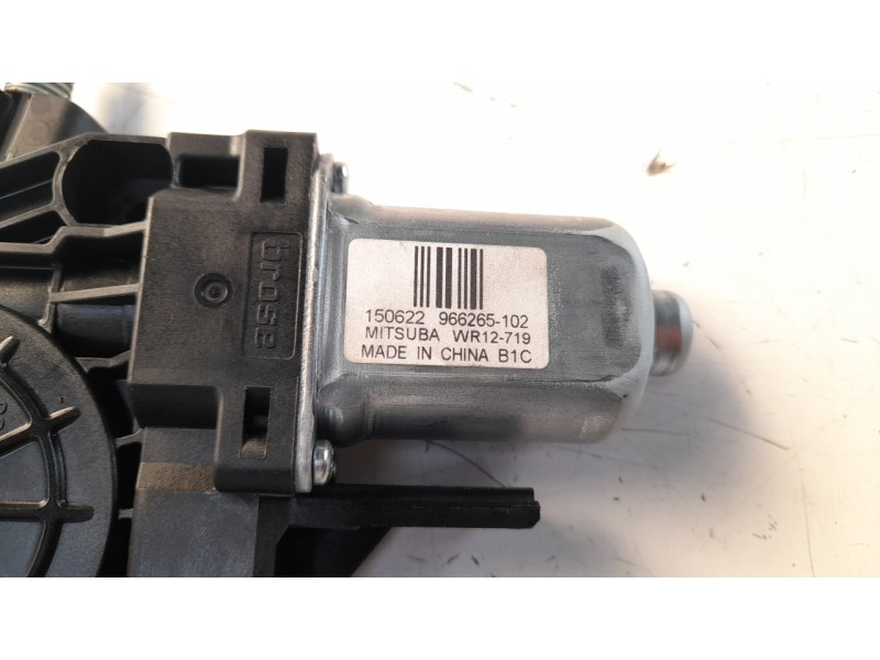 Recambio de elevalunas trasero derecho para volvo v60 kombi 2.0 diesel cat referencia OEM IAM 921044102  