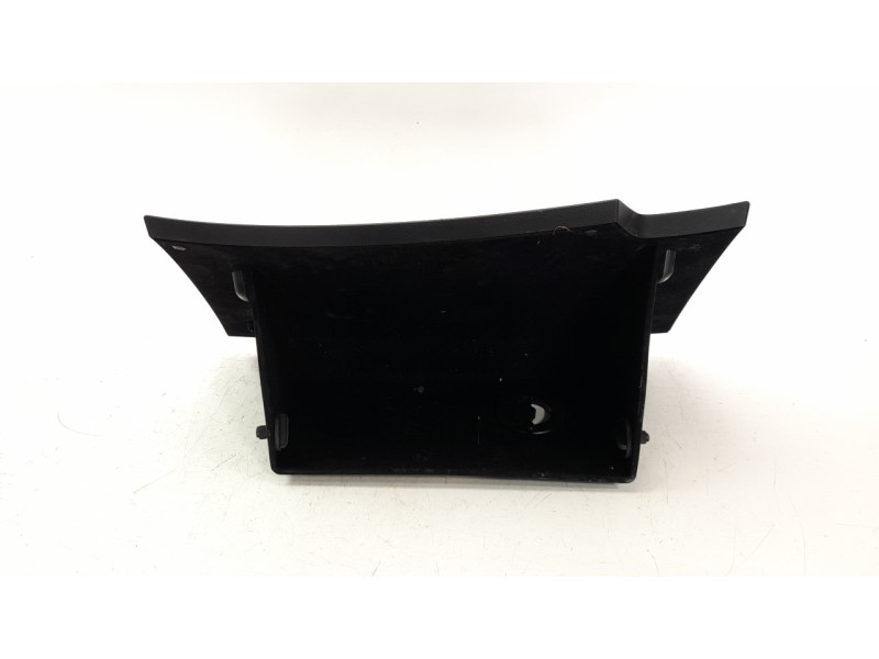 Recambio de guantera para hyundai i40 1.7 crdi cat referencia OEM IAM 845103Z000RY  