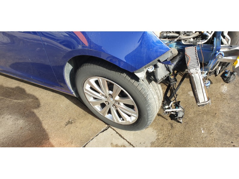 Recambio de brazo suspension inferior delantero derecho para peugeot 308 referencia OEM IAM 9846329280  ZWDPE011