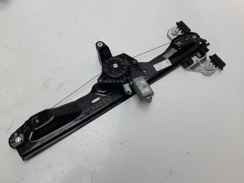 Recambio de elevalunas delantero derecho para renault kadjar intens referencia OEM IAM 807207795R  