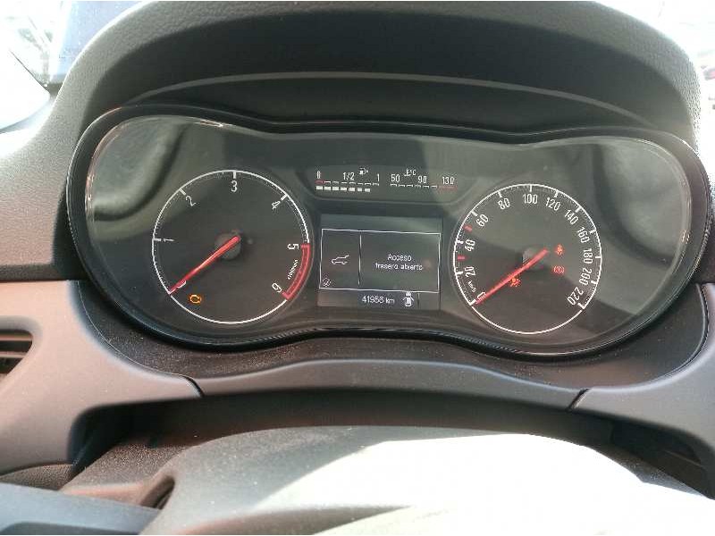 opel corsa e del año 2015