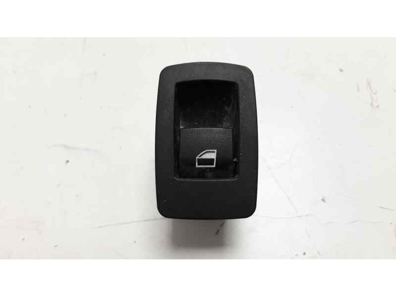 Recambio de mando elevalunas trasero izquierdo para bmw serie 3 touring (f31) 316d referencia OEM IAM 9208108  