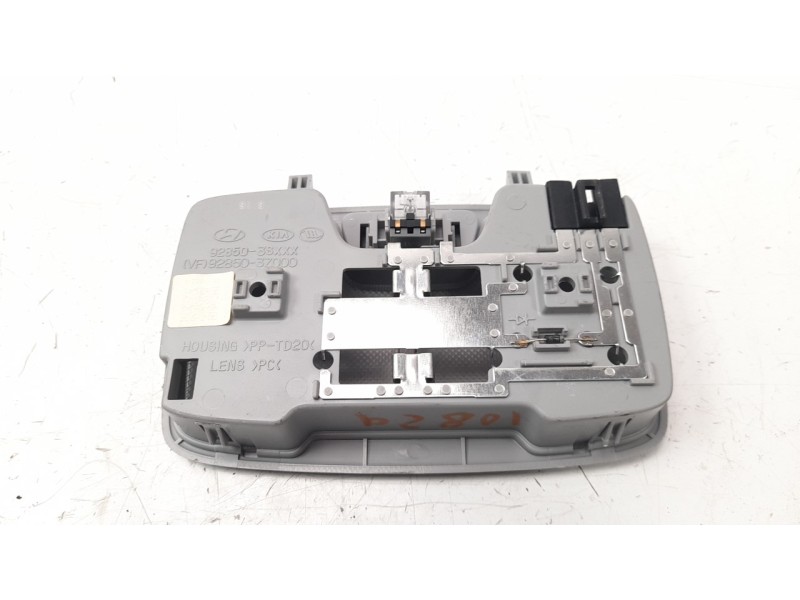 Recambio de luz interior para hyundai i40 1.7 crdi cat referencia OEM IAM 928503Z000  