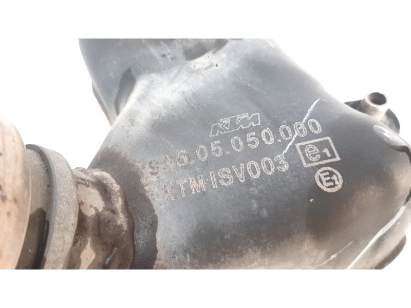 Recambio de silenciador trasero para ktm 390 duke 390 duke referencia OEM IAM 94305083000  