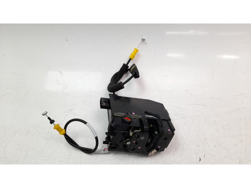 Recambio de cerradura puerta trasera derecha para peugeot 308 referencia OEM IAM 9826110980  