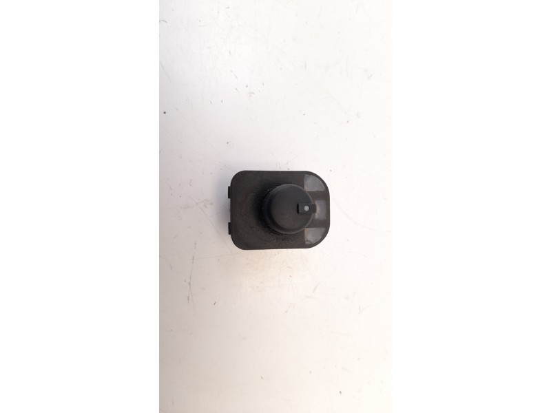Recambio de mando retrovisor para audi a4 avant (8e) 2.0 tdi referencia OEM IAM 8E0959565 AUD30920 