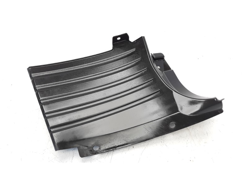 Recambio de paso rueda trasero izquierdo para mahindra kuv 100 2wd nxt referencia OEM IAM 0119BAZ00370N  