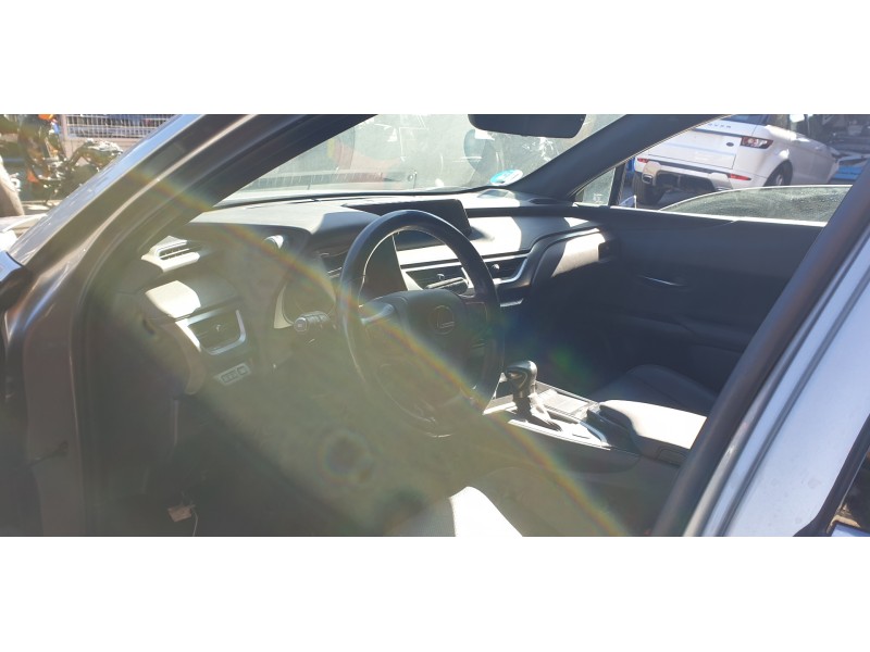 lexus ux (za10) del año 2019